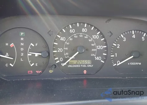 1998 Toyota Camry Le из США, поврежденный, VIN 4T1BG22K9WU367829